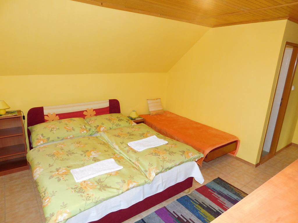 Apartmany Tania Závažná Poruba Szoba fotó